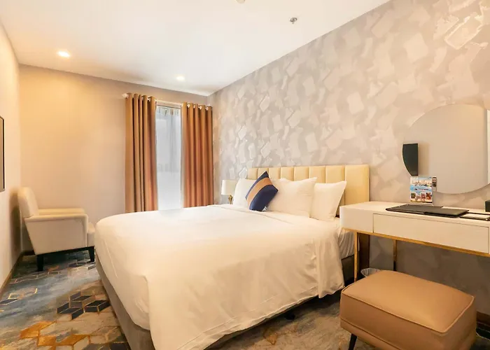 La Vela Saigon Hotel